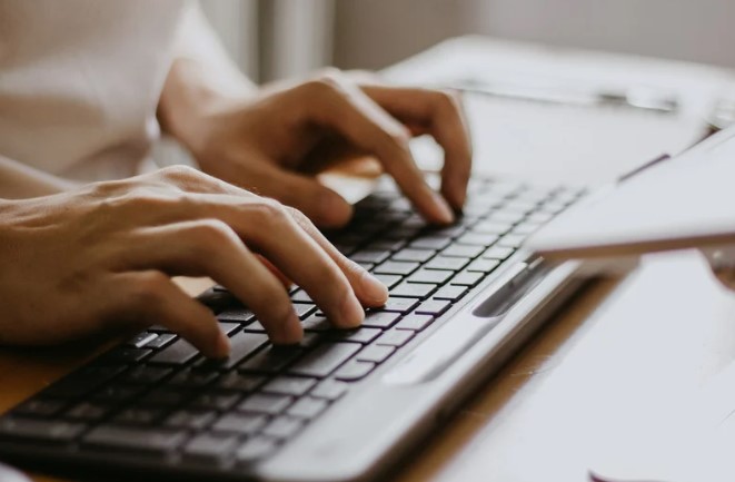 Automatisation de tâches administratives répétitives